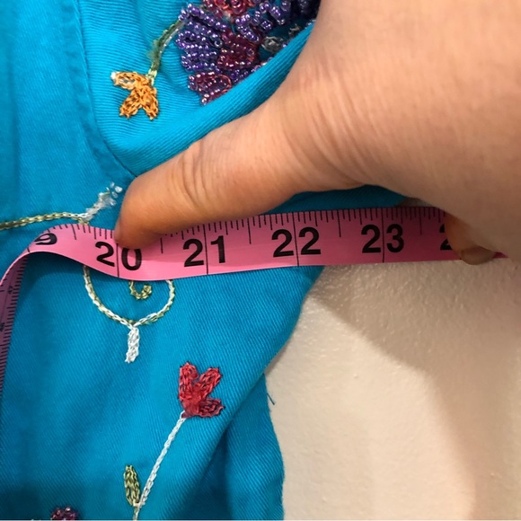 Vintage Granny Core  bright blue floral embroidered beaded shaket size medium - Picture 11 of 13
